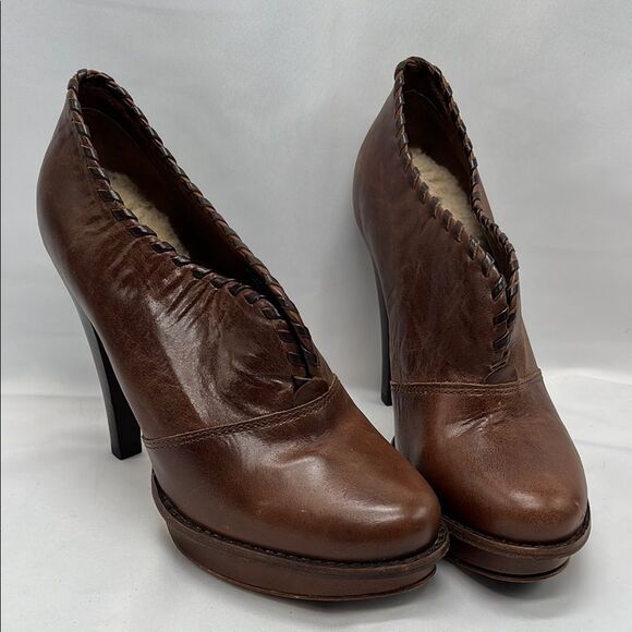 UGG Jameson Brown Leather Platform Heels - Picture 1 of 10